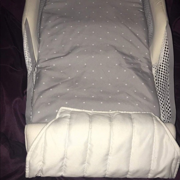 ❗️SOLD❗️Infant Sleeper - Picture 3 of 3